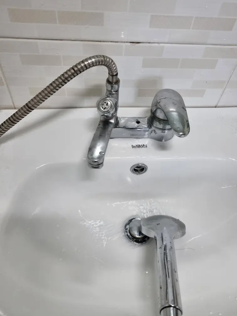 샤워 수전 교체 1